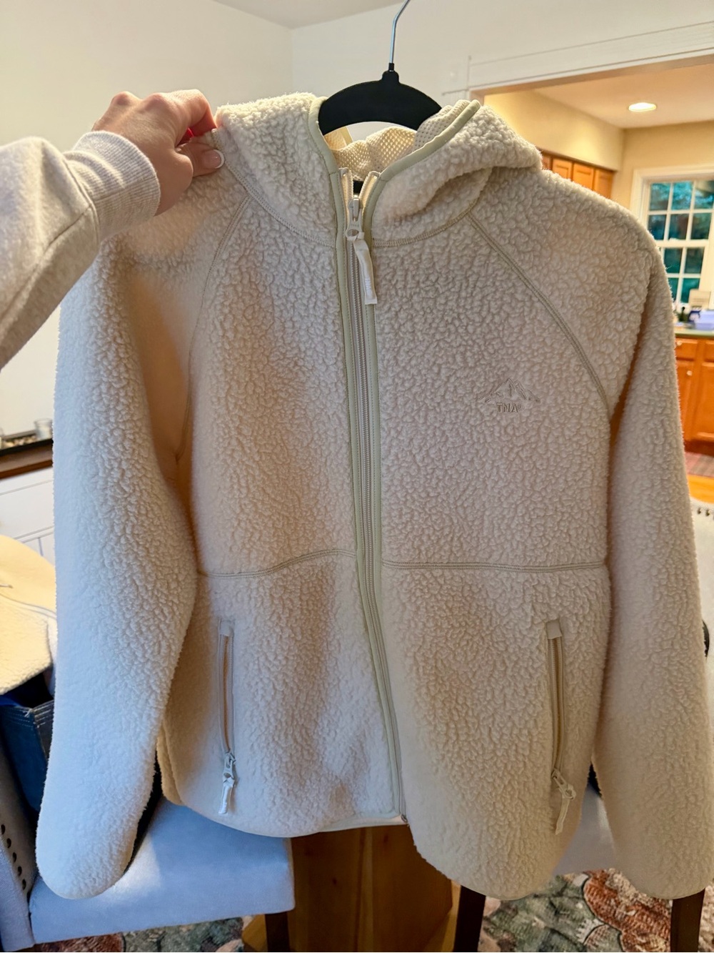 Aritzia Polartec Thermal Pro Cream Sherpa Hoodie Jacket Full Zip